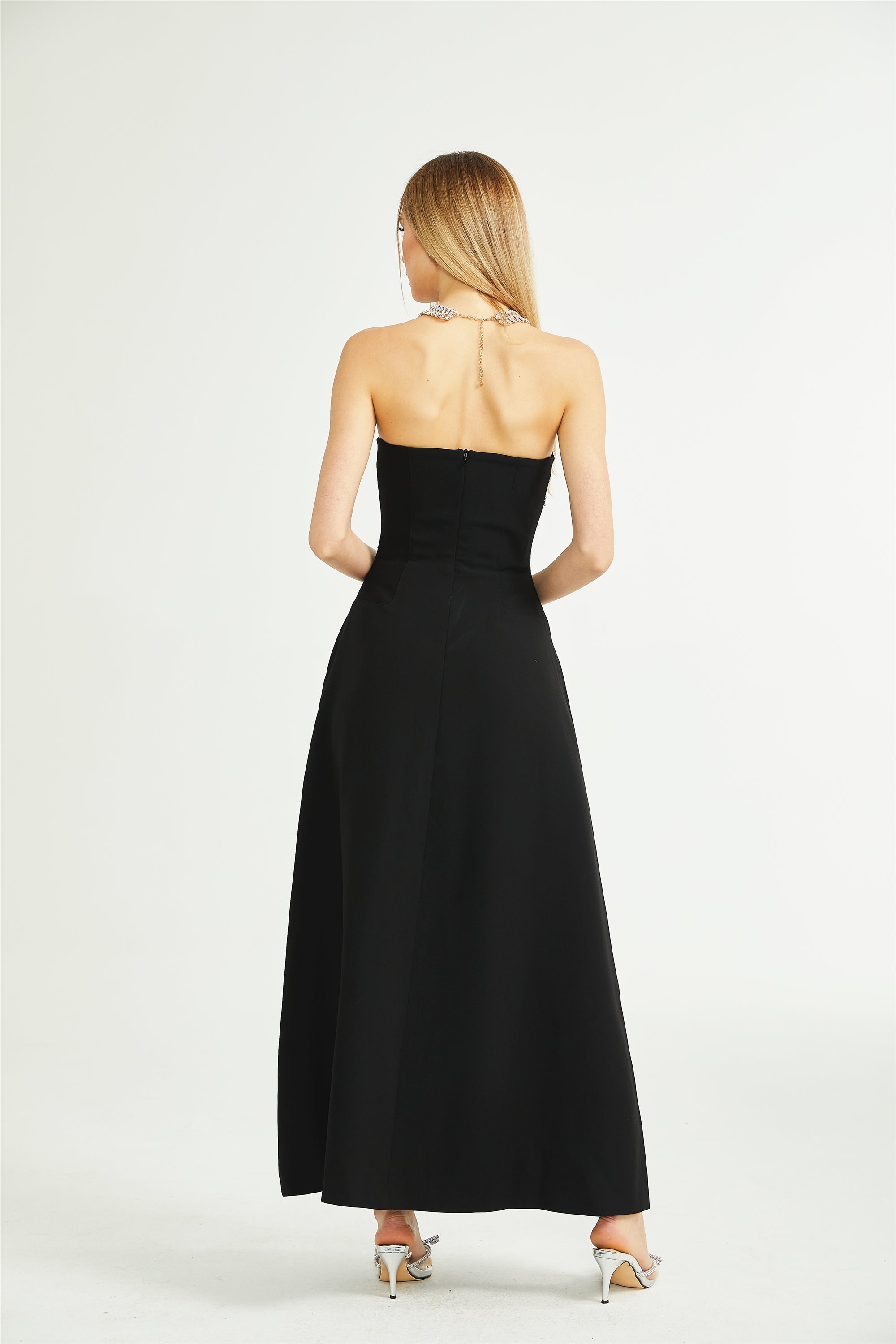 Vestido Maxi Adornado Para Noche De Gala Elegante Y Glamour