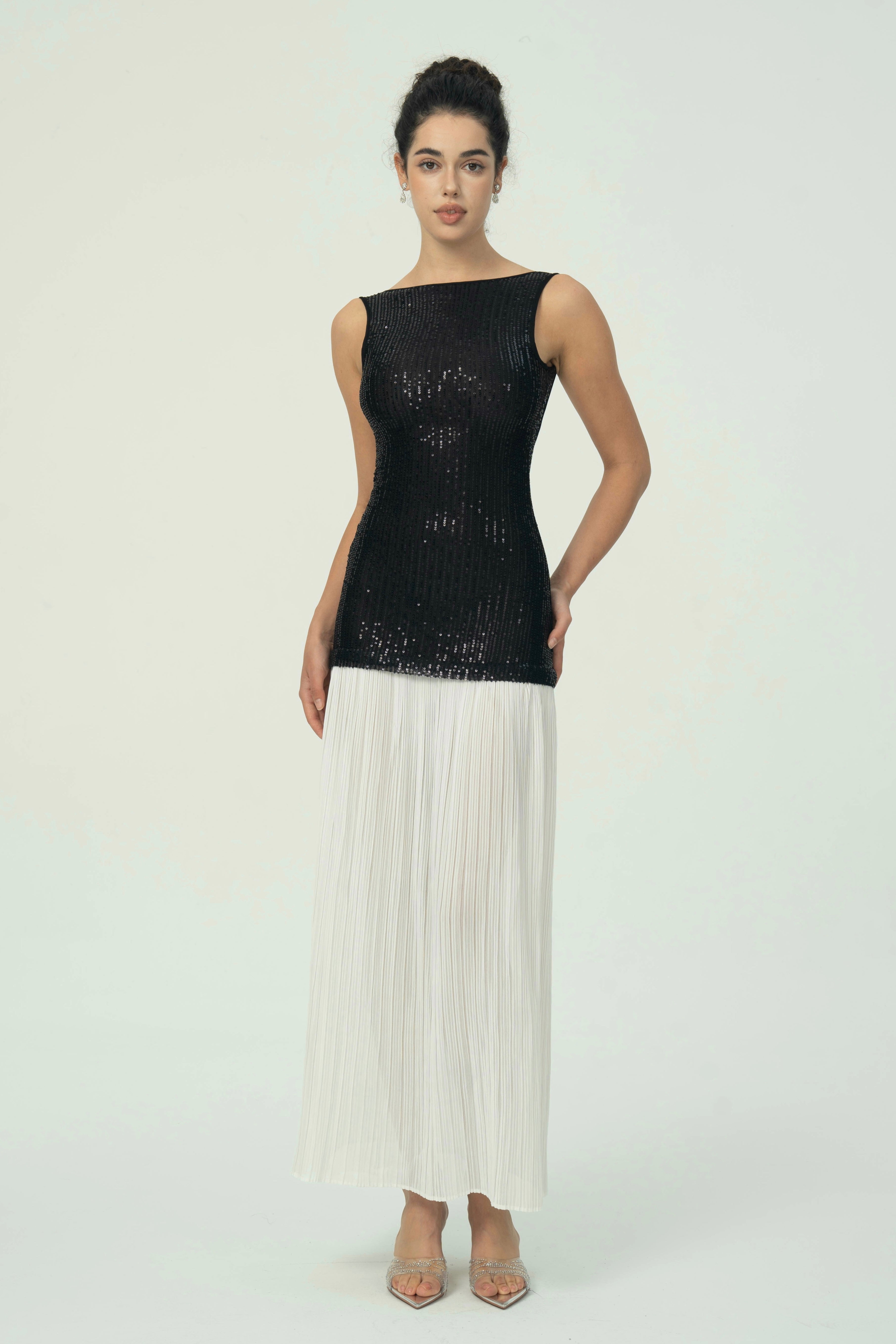 Falda Maxi Plisada Blanca con Lentejuelas Negras Elegantes