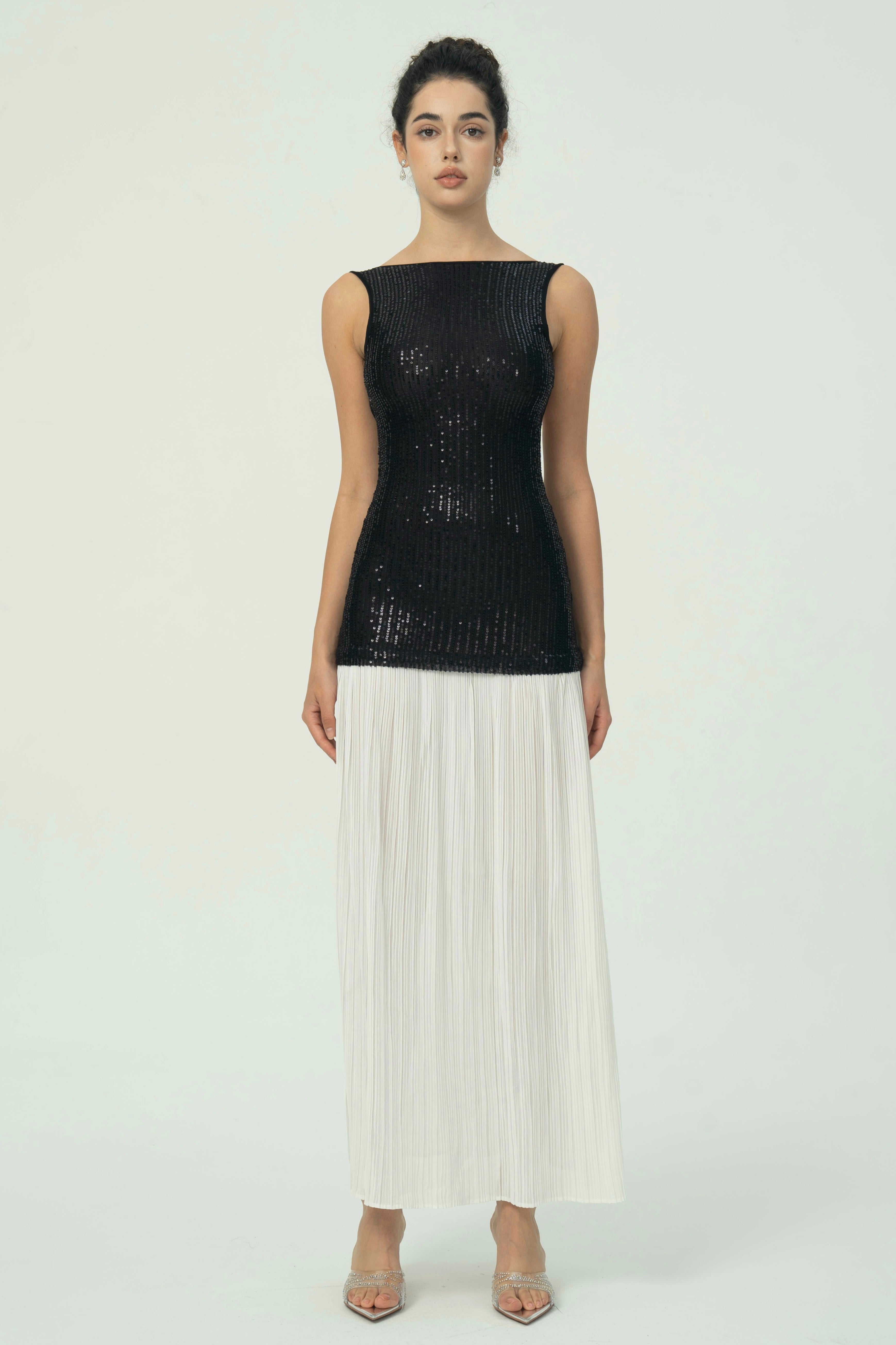Falda Maxi Plisada Blanca con Lentejuelas Negras Elegantes
