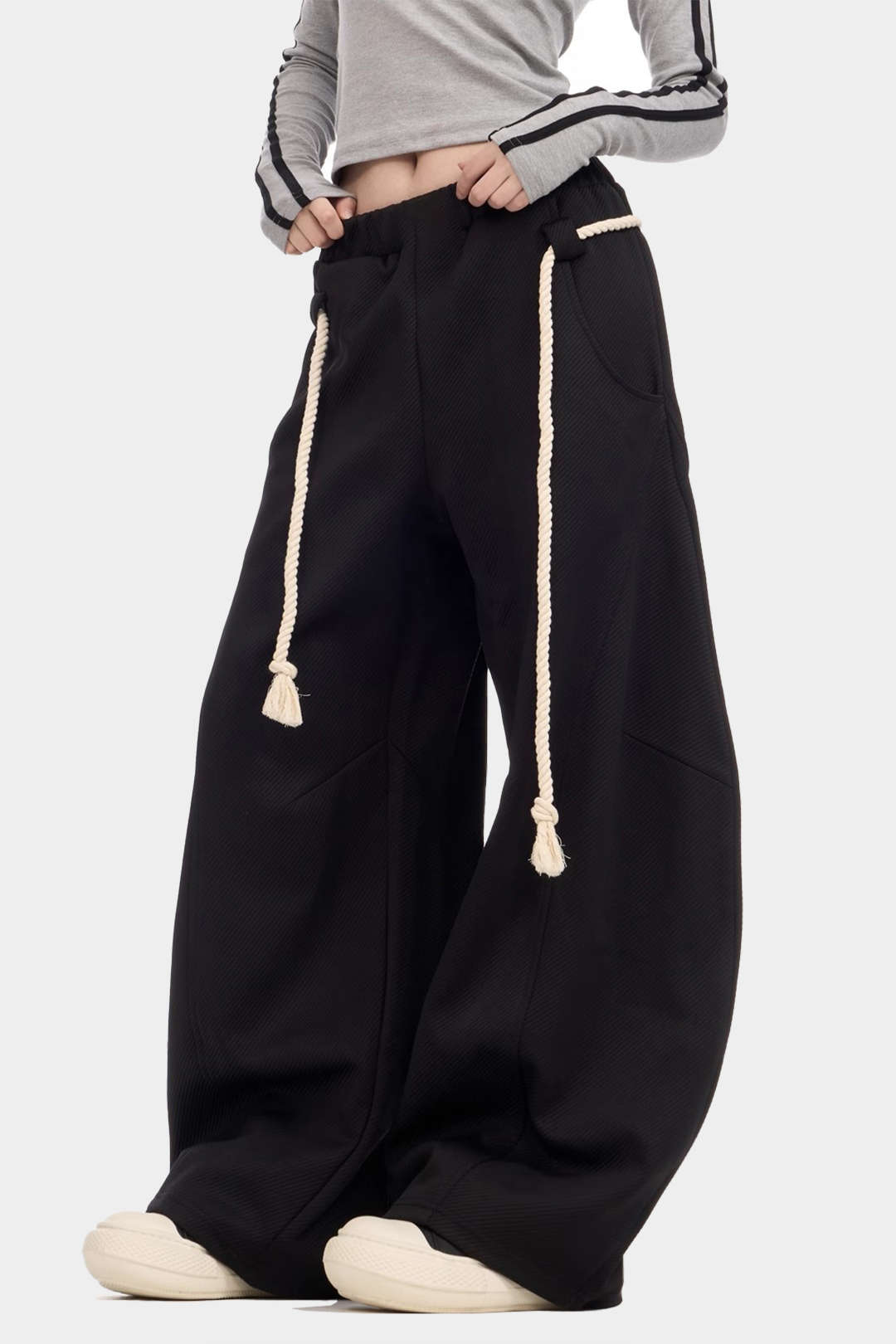 Pantalones Anchos con Cordón y Silueta Drapeada Suave
