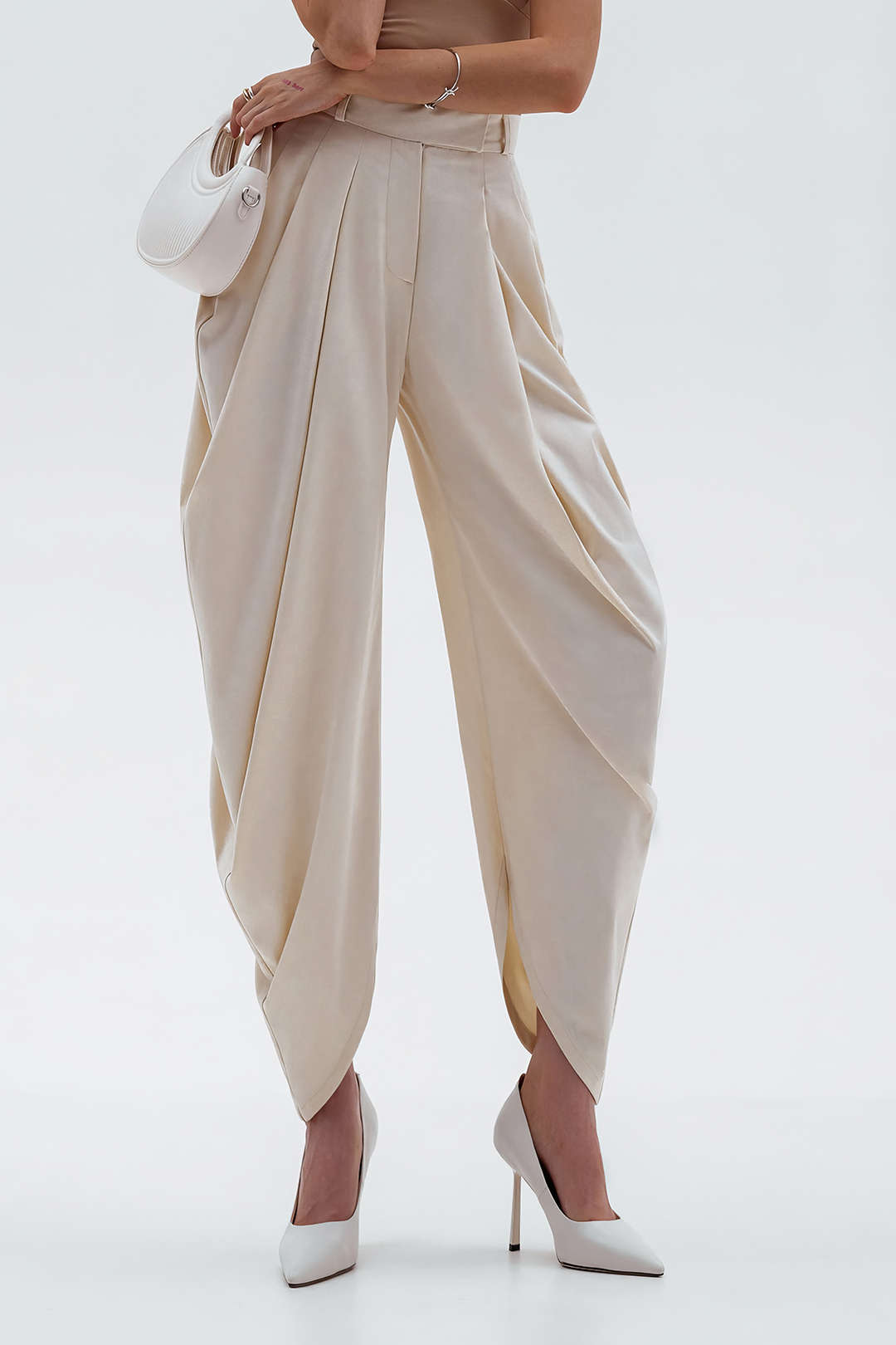 Pantalones Rectos Para Mujer Con Volante Y Drapado Brillante