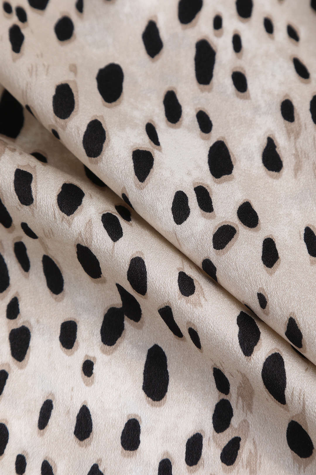 Falda Midi Leopardo Con Cinturón Lazo Y Abertura Frontal