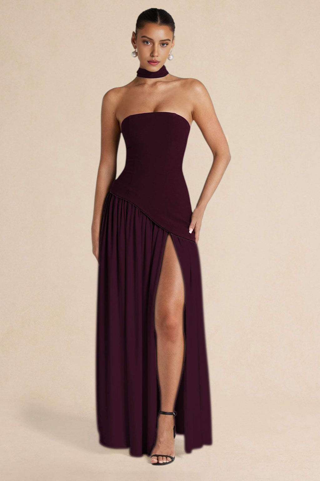 Vestido Maxi Satén Sin Tirantes Con Detalles Fruncidos