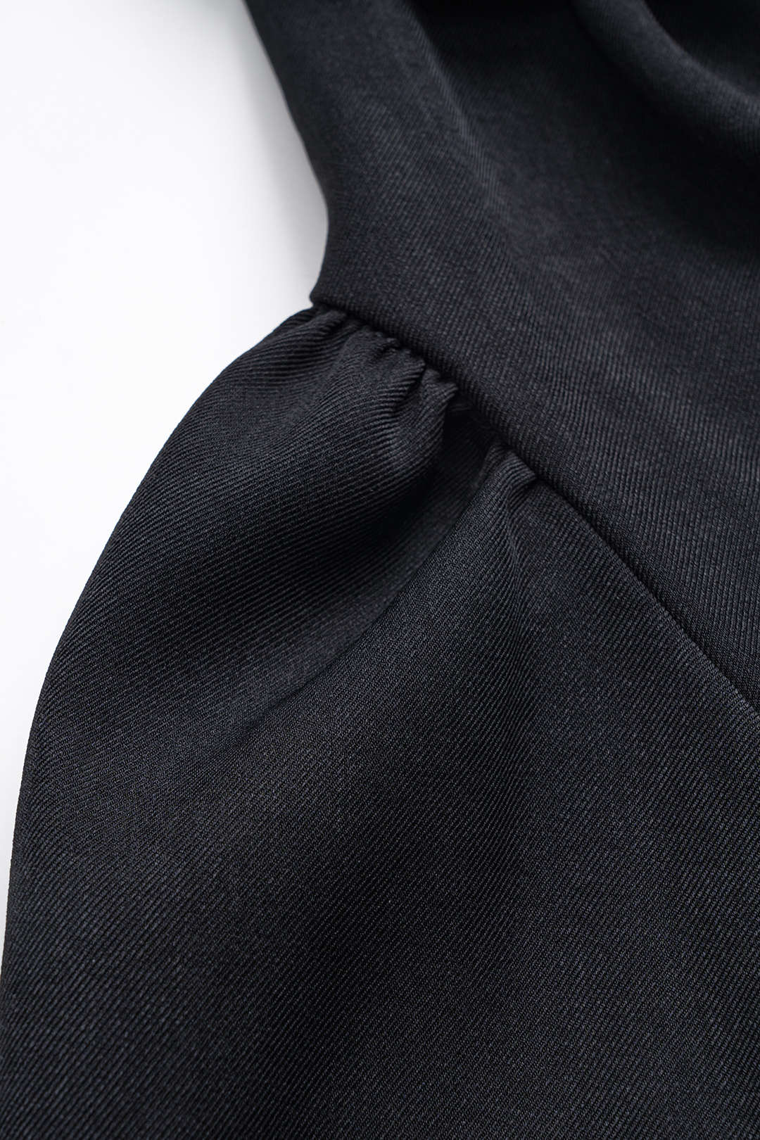 Vestido Maxi Strapless Con Detalle Cierre Metálico