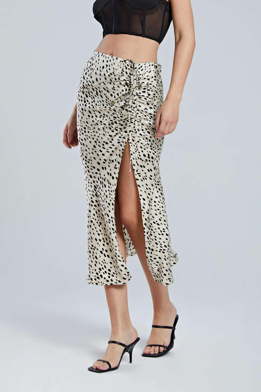 Falda Midi Leopardo Con Cinturón Lazo Y Abertura Frontal
