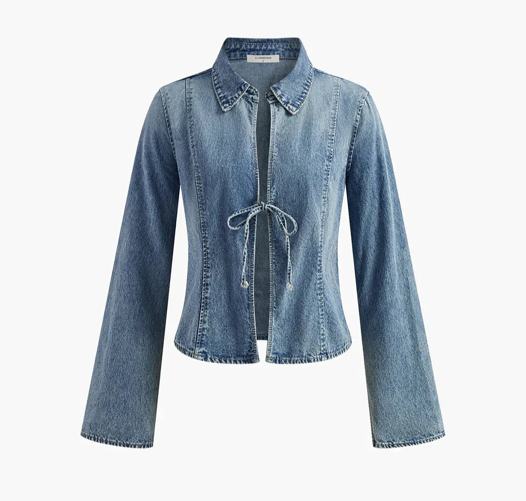 Camisa Minimalista de Denim Azul con Detalle de Cordón