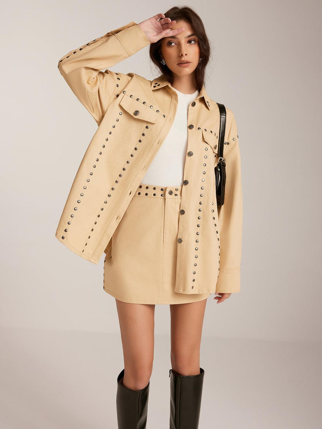 Conjunto Chaqueta Y Falda Tachuelas Elegantes Modernas