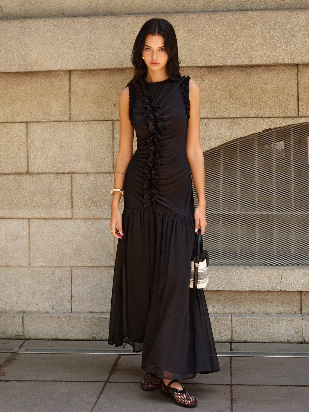 Vestido Maxi Esbelto Con Detalle Volante De Jersey Casual