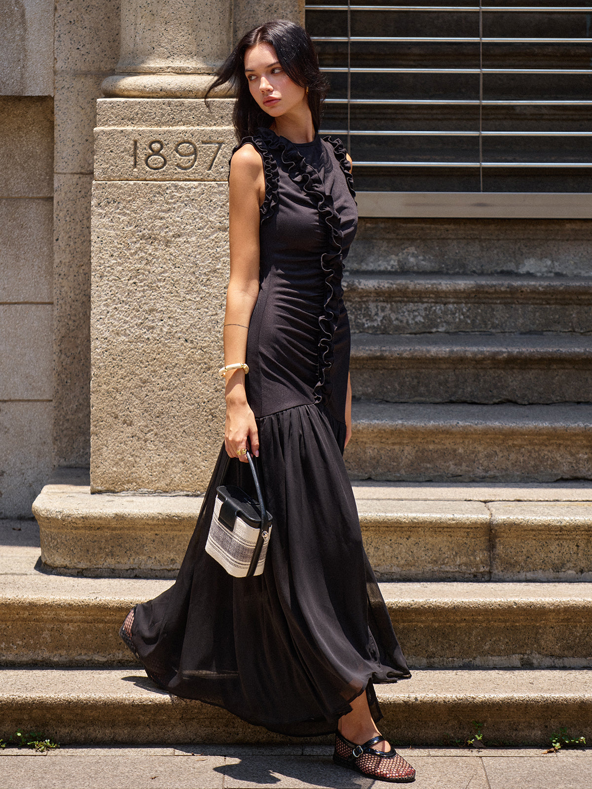 Vestido Maxi Esbelto Con Detalle Volante De Jersey Casual