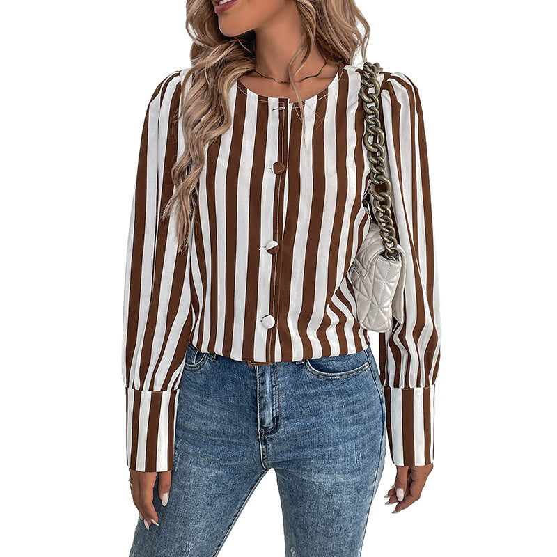 Camisa De Lunares Con Cuello Redondo Y Puños Botonados