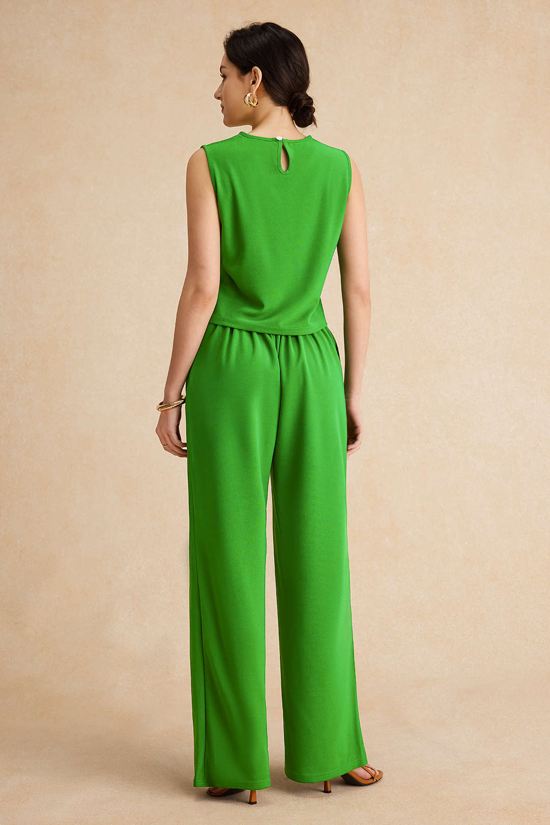Conjunto Blusa Sin Mangas Pantalón Recto Minimalista