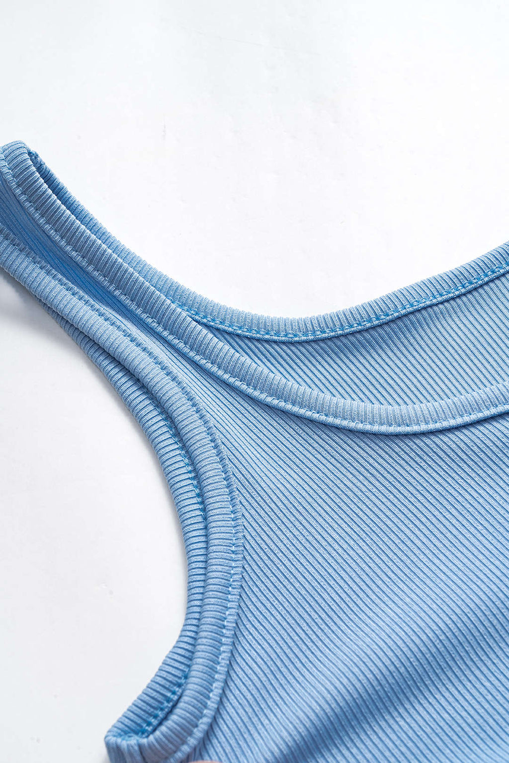 Conjunto Dos Piezas Body Sin Mangas Falda Con Cinturón