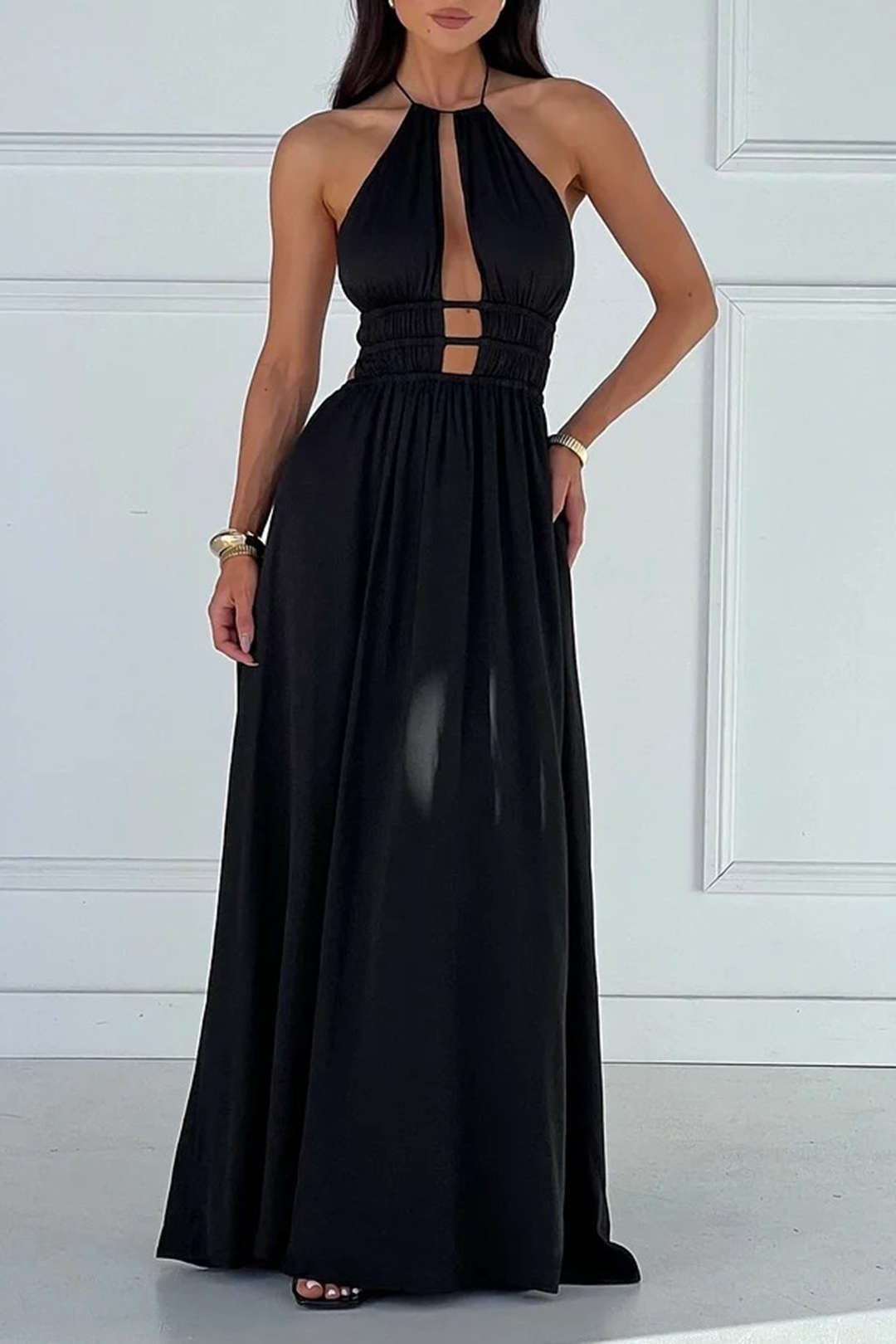 Vestido Maxi Halter Sin Mangas Con Recortes Elegante
