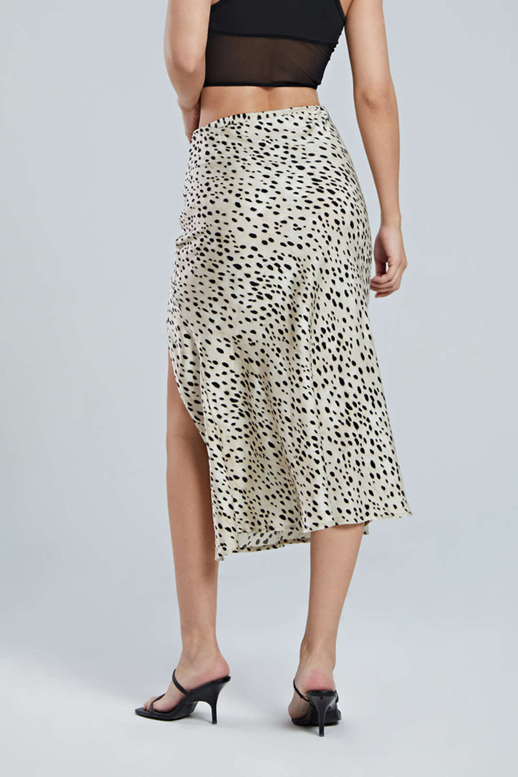 Falda Midi Leopardo Con Cinturón Lazo Y Abertura Frontal